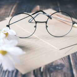 عینک طبی چیست؟ - عینک اونیکس