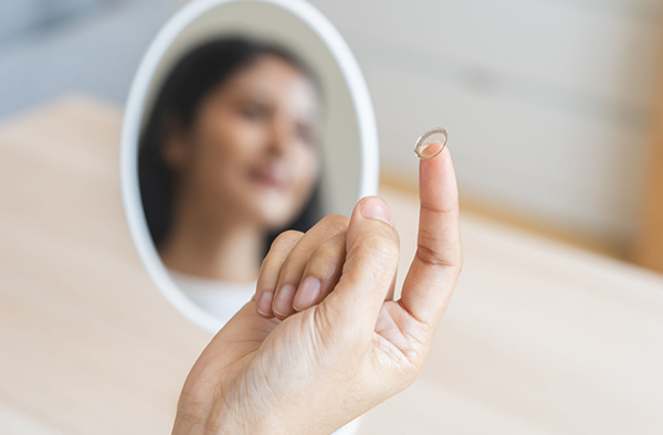 از چه سنی میتوان لنز طبی گذاشت